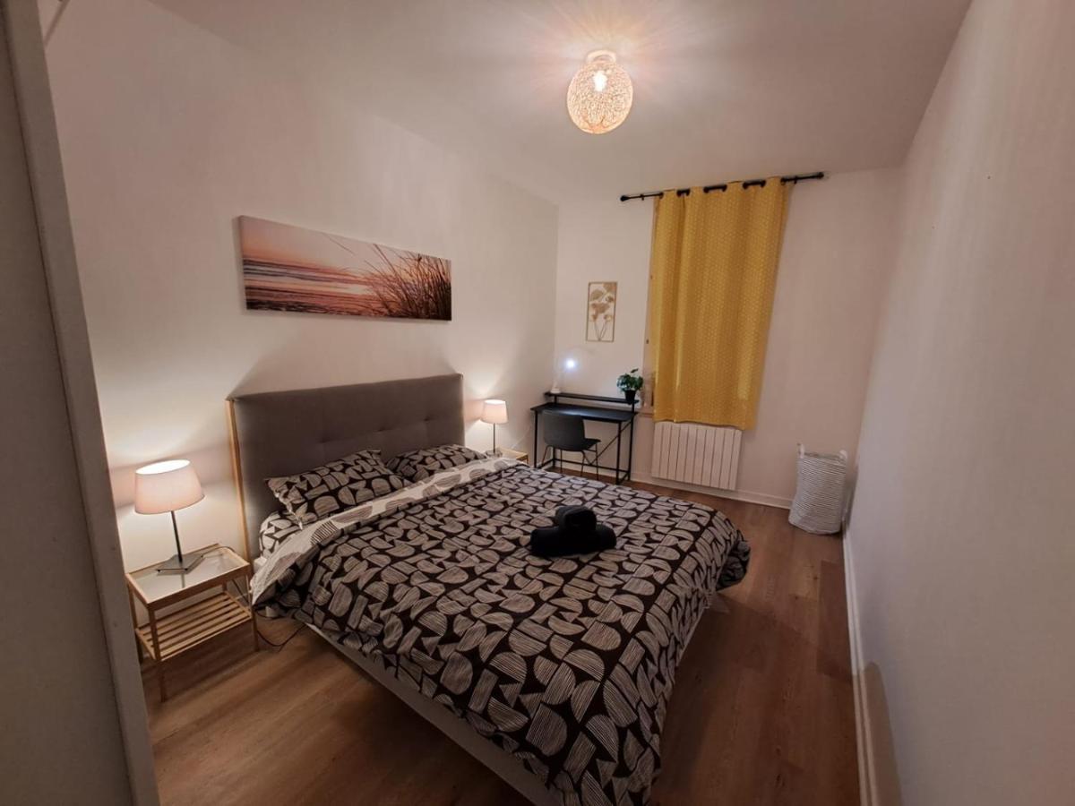Le Saint Jean , Centre Historique, Wifi, Tout Equipe, Ideal Famille, Business, Ou Simple Escapade Niort Kültér fotó