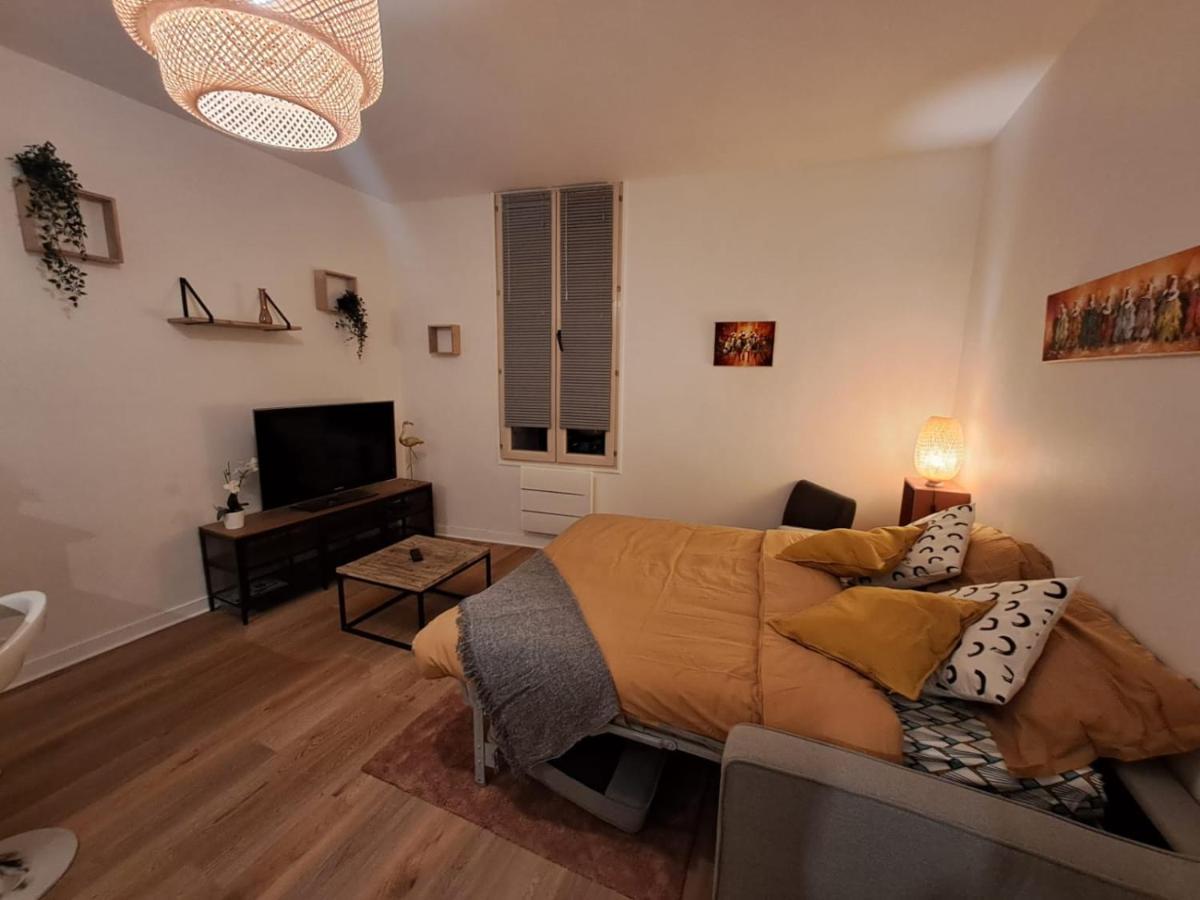 Le Saint Jean , Centre Historique, Wifi, Tout Equipe, Ideal Famille, Business, Ou Simple Escapade Niort Kültér fotó