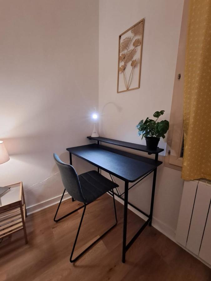 Le Saint Jean , Centre Historique, Wifi, Tout Equipe, Ideal Famille, Business, Ou Simple Escapade Niort Kültér fotó